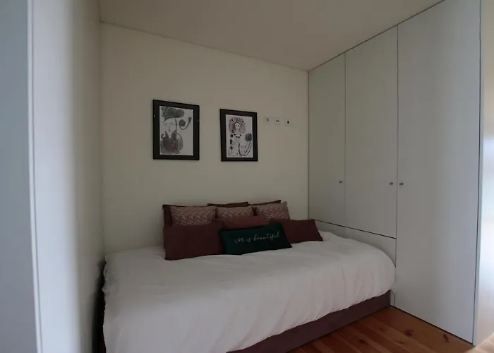 Guest Nataria Flats With Parking Porto