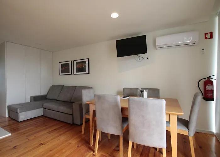 Guest Nataria Flats With Parking