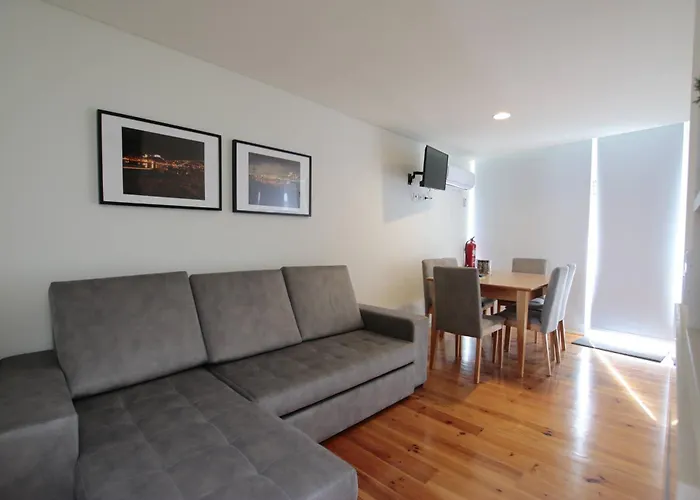 Guest Nataria Flats With Parking