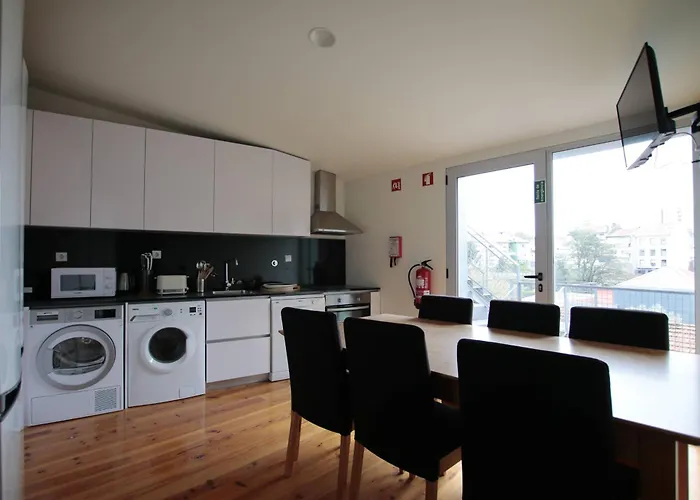 Guest Nataria Flats With Parking * Porto