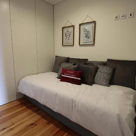 Guest Nataria Flats With Parking * Порту