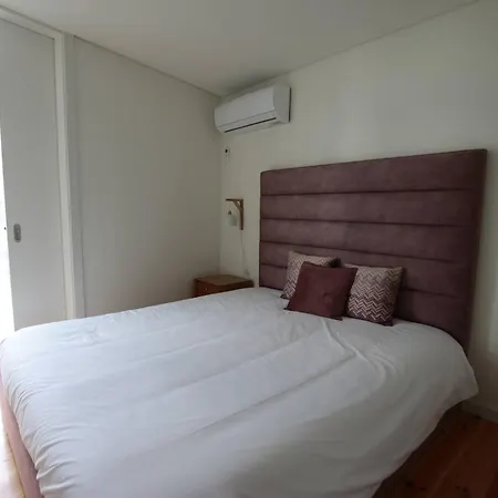 Апартаменты Guest Nataria Flats With Parking Порту