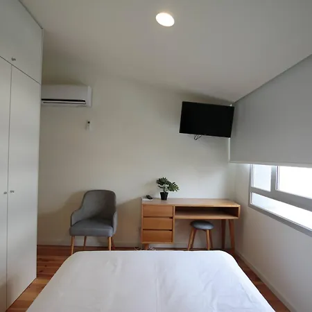 Guest Nataria Flats With Parking Апартаменты Порту